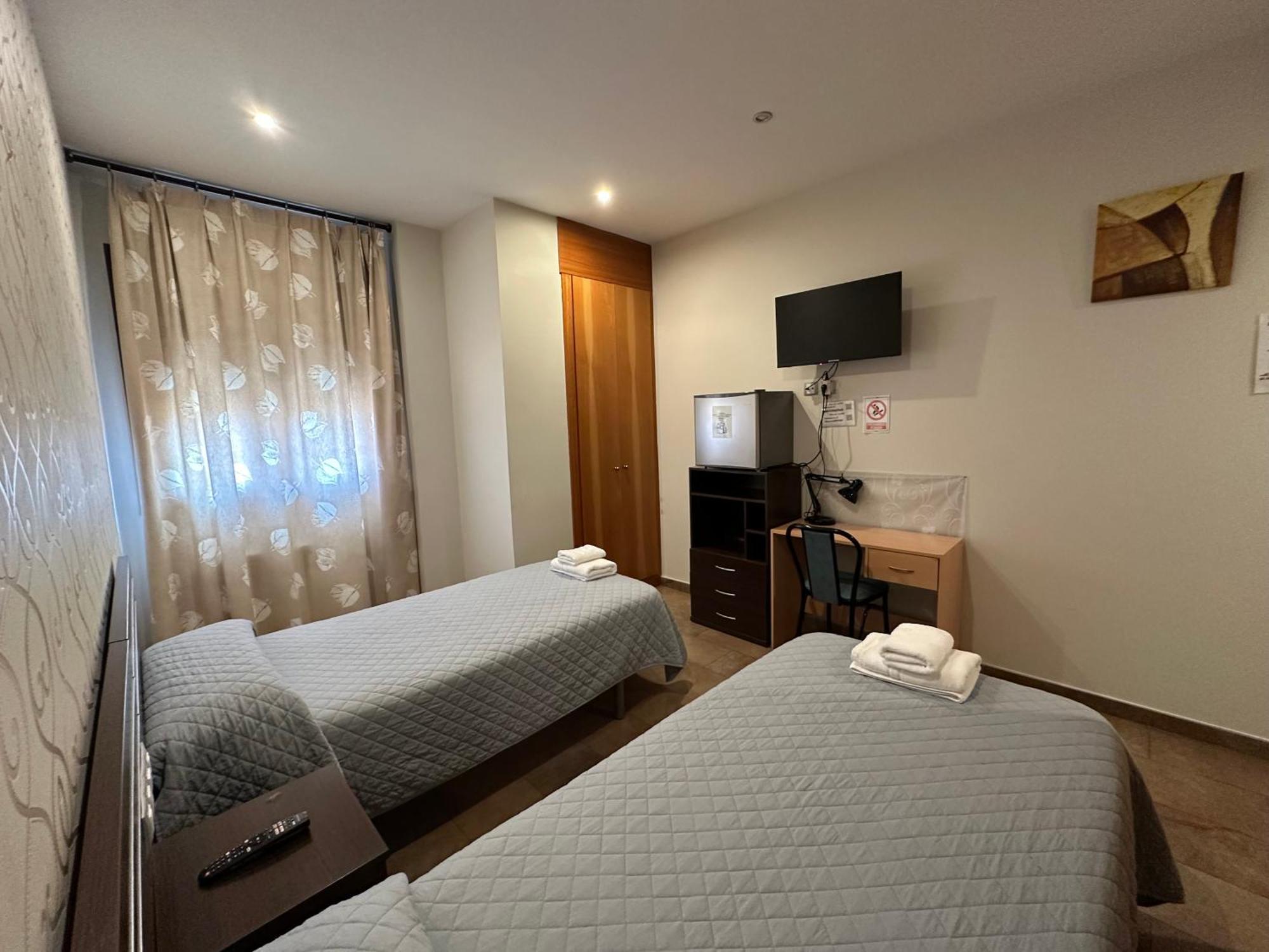 Hostal Venecia 蒙松 外观 照片